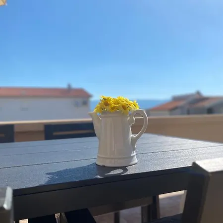 Apartament Beachfront Vir