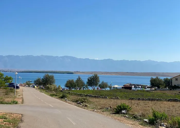 Beachfront Appartement Vir