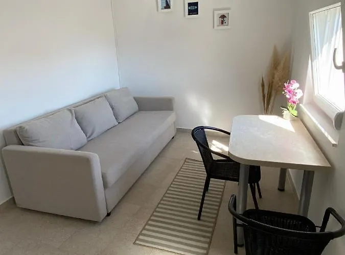 Beachfront Appartement Vir